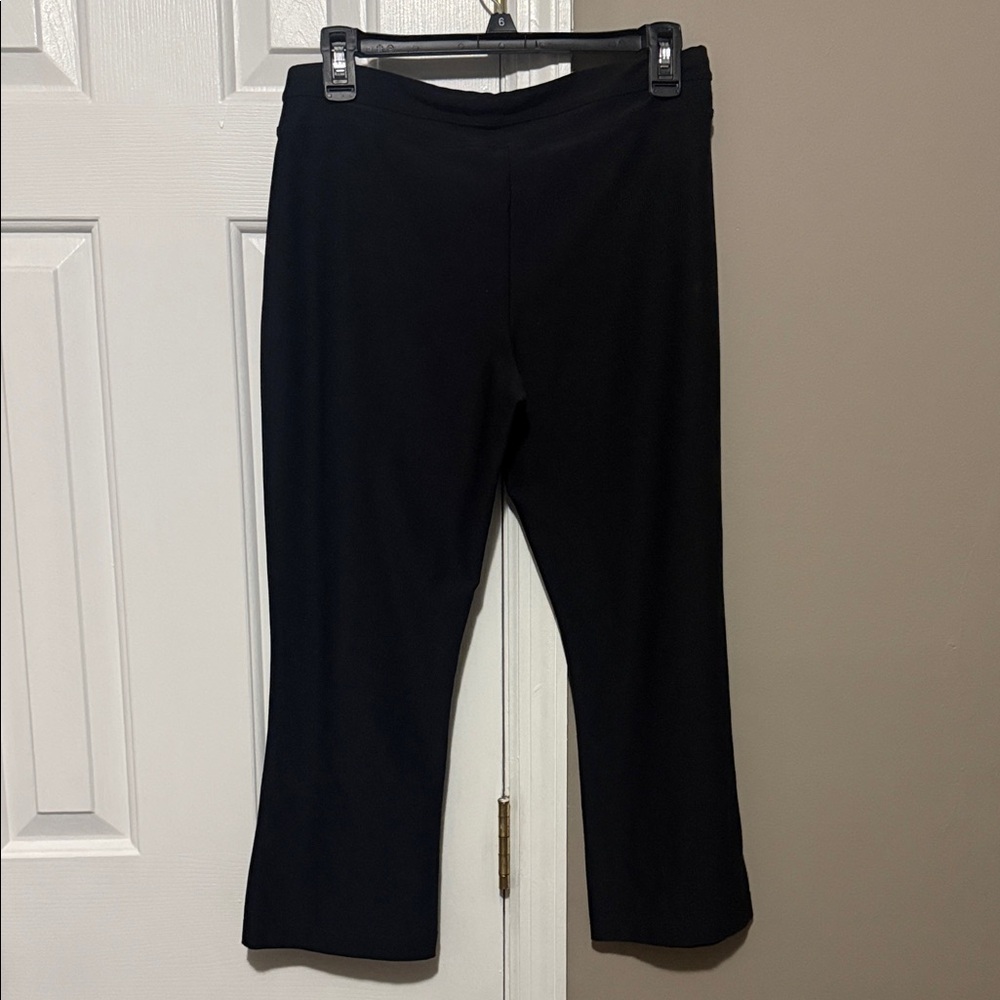 🖤 **Nike Dri-FIT Women’s Black Cropped Pants | Size M** - Picture 3 of 7